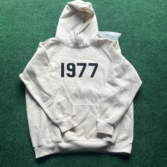 1977 essentials hoodie